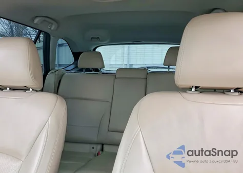 2016 Subaru Outback 2.5I Limited z USA, uszkodzony, nr VIN 4S4BSANC6G3279065